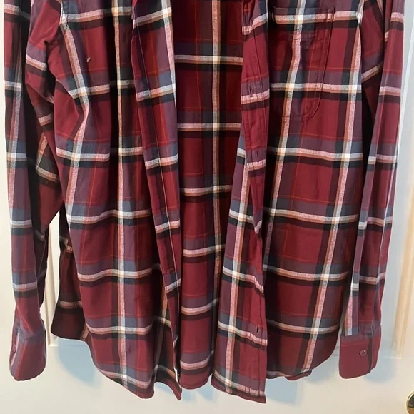 American Eagle/Super soft plaid shirt/red&blue/L/worn 1x/EUC - Picture 3 of 7